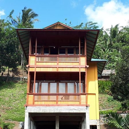 Botanica Nature Resort Bitung Exterior photo